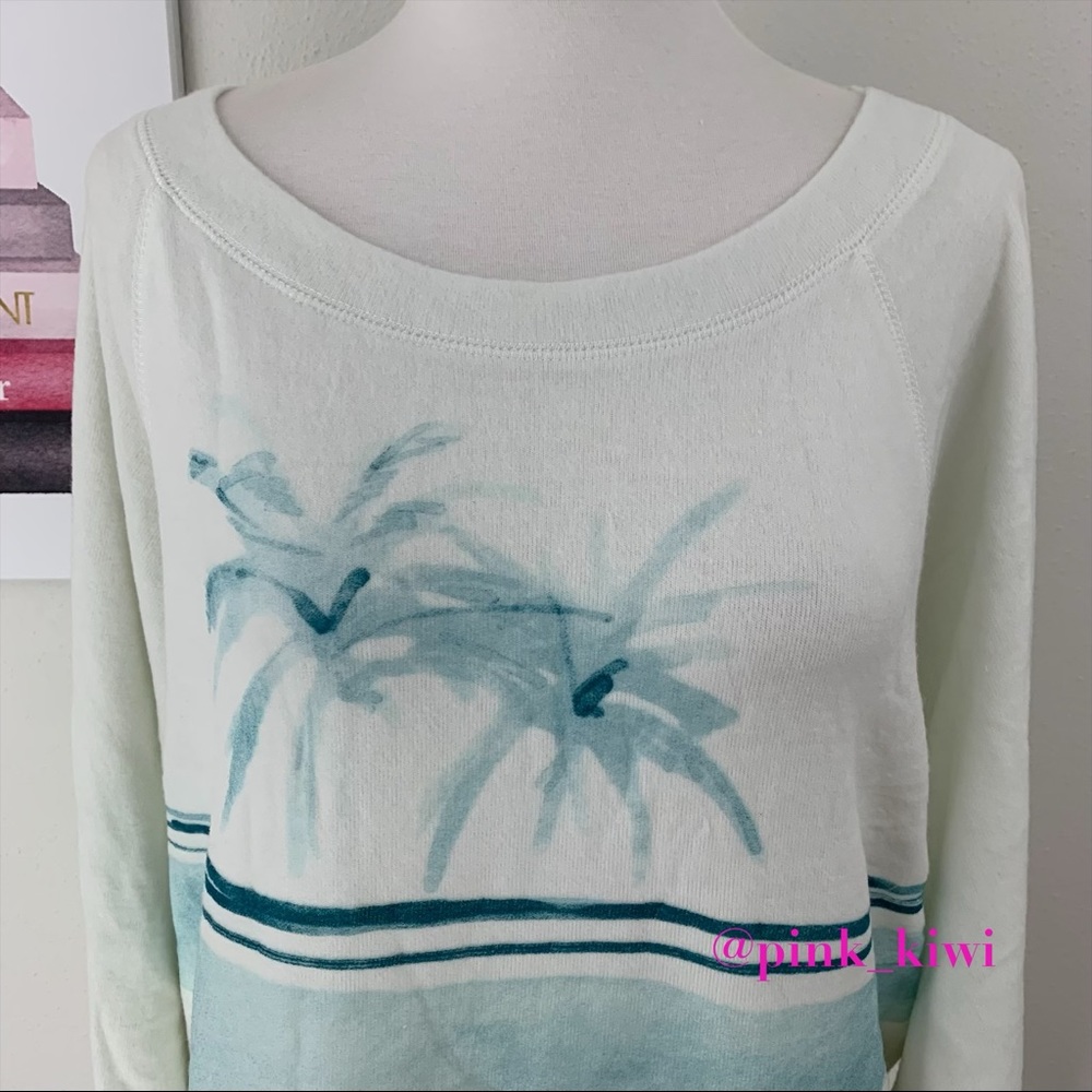 ⬇️REDUCED❗️Chaser Graphic Raglan-Sleeve Sweatshirt - Picture 2 of 16